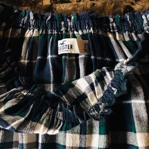 Hollister shoulder blouse